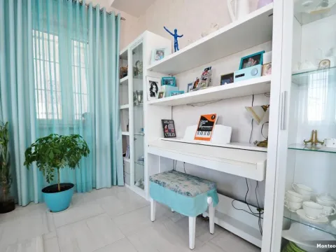 Sale, house, 308m², Tivat, Crna Gora - image 13