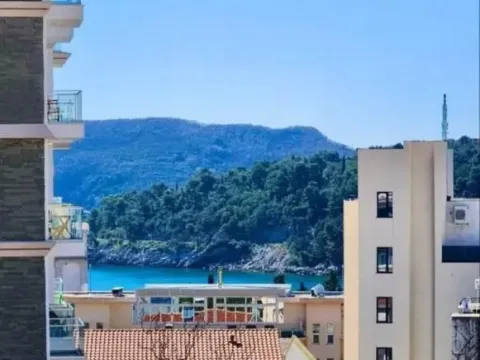 Sale, one bedroom apartment, 46m², Bečići, Budva - image 2