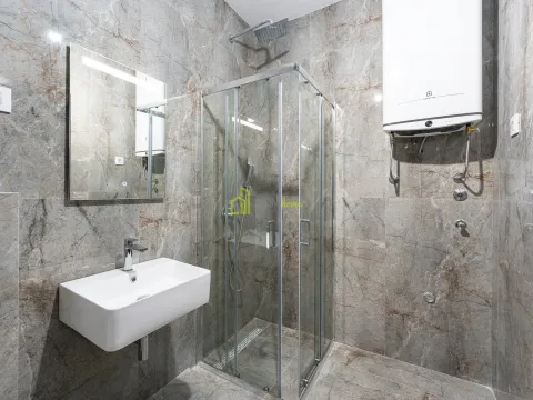 Prodaja, dvosoban stan, 68m², Donja Gorica, Podgorica - image 11