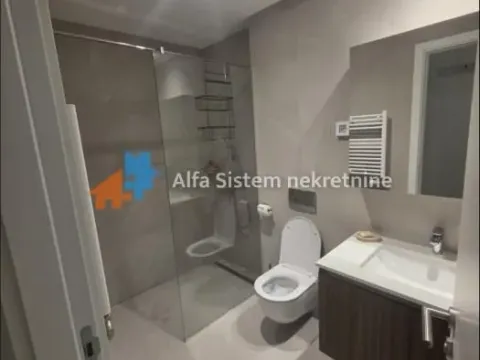 Izdavanje, trosoban stan, 76m², Savski Venac, Beograd - image 19