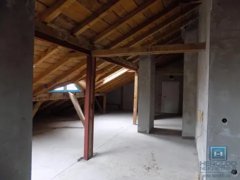 Prodaja, trosoban stan, 96m2, Jagodnjak, Paraćin Prodaja, trosoban stan, 96m2, Jagodnjak, Paraćin