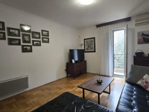 Sale, one bedroom apartment, 68m², Petrovac, Budva - image 8