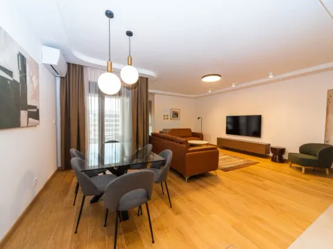 Izdavanje, trosoban stan, 100m², Podgorica, Crna Gora - image 5