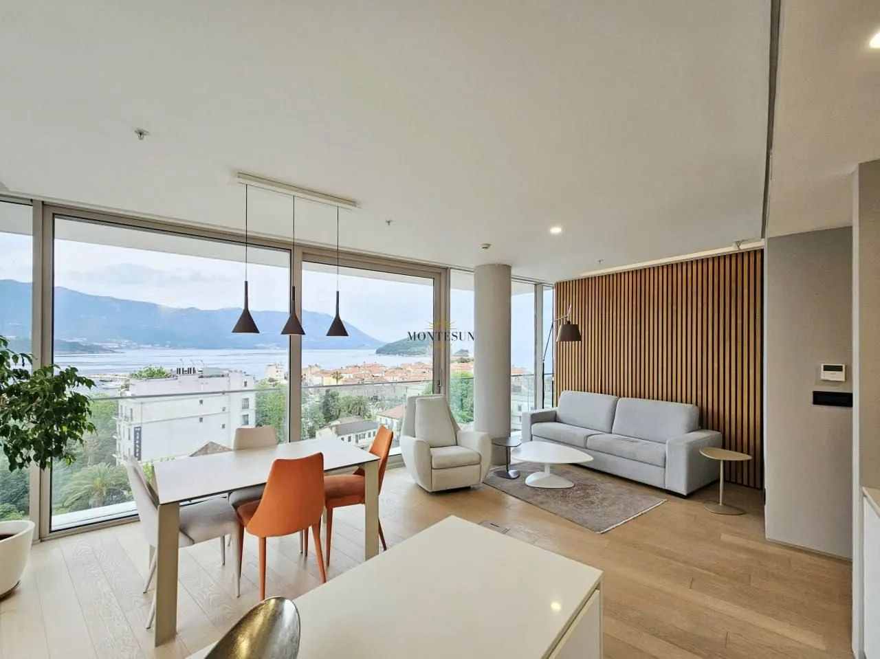 Rent, two bedroom apartment, 84m², Budva, Crna Gora