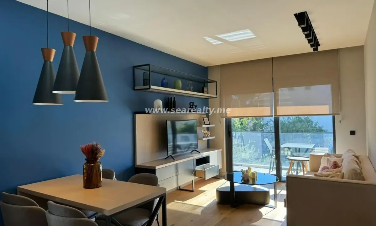 Izdavanje, jednosoban stan, 68m², Seljanovo, Tivat