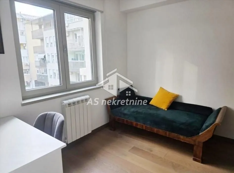 Rent, four bedroom apartment, 80m², Tašmajdan, Palilula Sve Podlokacije