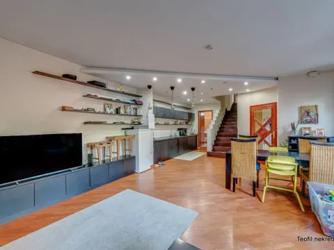 Sale, apartment, 138m², Zemun Centar, Zemun Sve Podlokacije - image 4