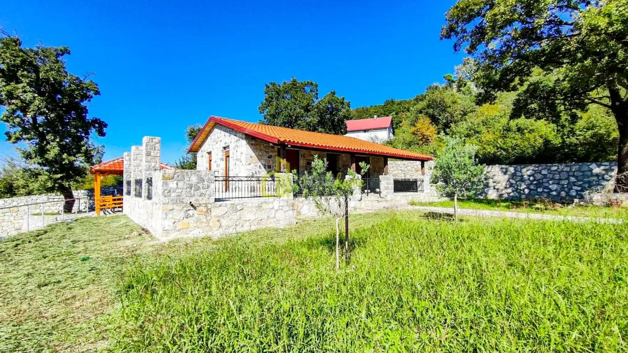 Izdavanje, kuća, 70m², Doljani, Podgorica