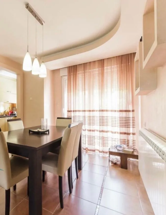 Prodaja, kuća, 340m², Gorica C, Podgorica