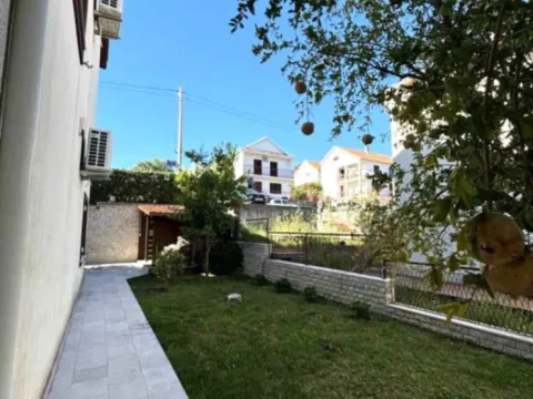 Sale, house, 295m², Radovići, Tivat - image 5
