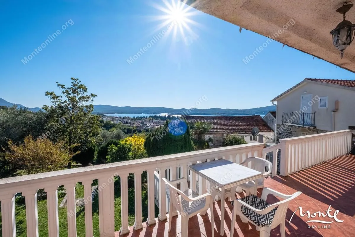 Sale, house, 153m², Tivat, Crna Gora