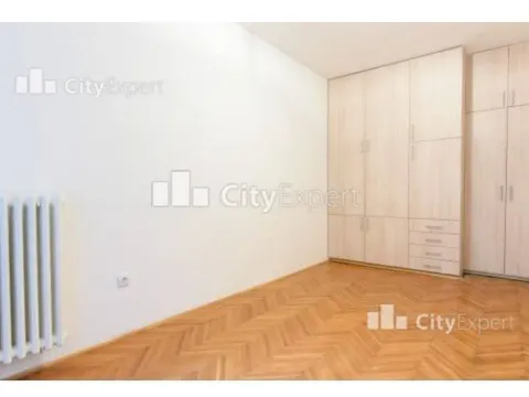 Izdavanje, trosoban stan, 70m², Vračar Centar, Vračar Sve Podlokacije - image 8