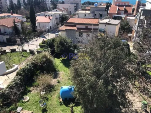 Prodaja, kuća, 300m², Bar, Crna Gora - image 9