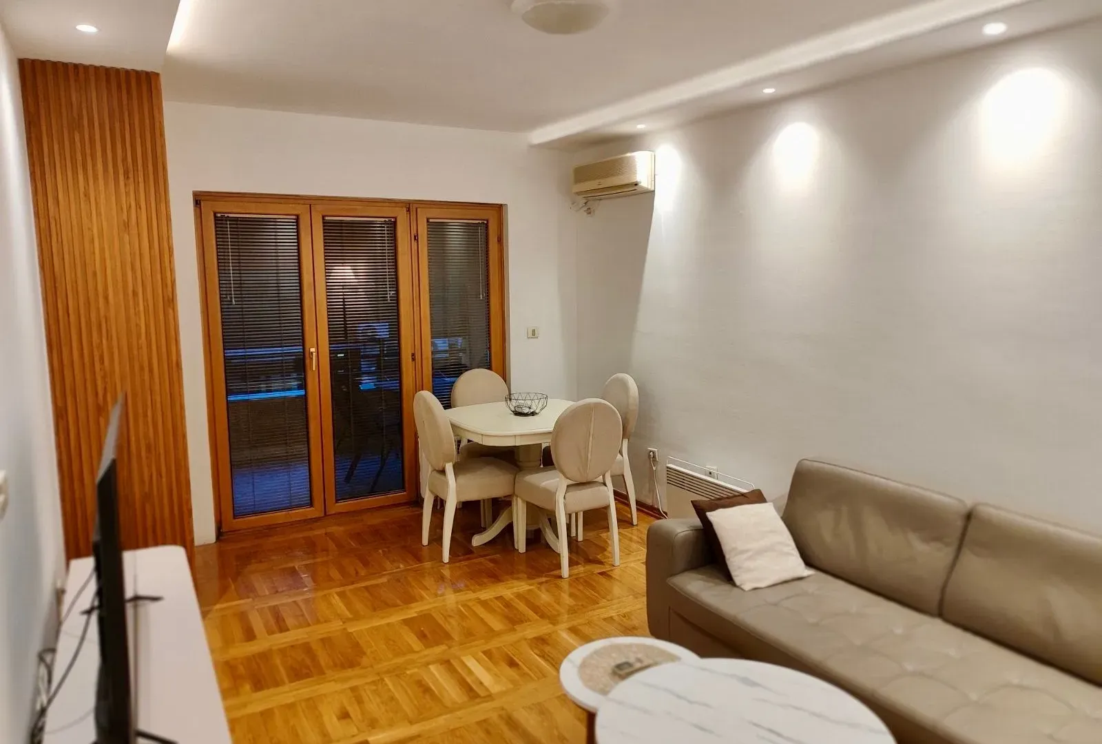 Rent, two bedroom apartment, 65m², Preko Morače, Podgorica