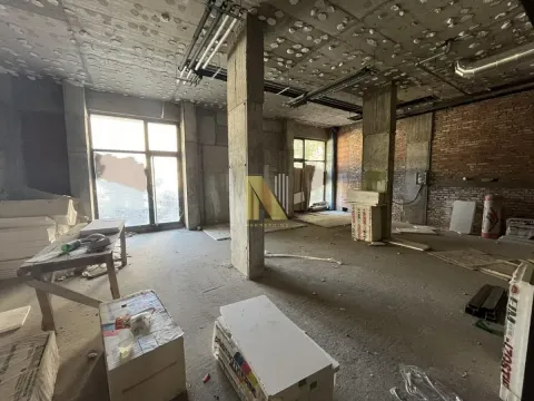 Izdavanje, poslovni prostor, 147m², Podbara, Novi Sad Sve Podlokacije - image 4