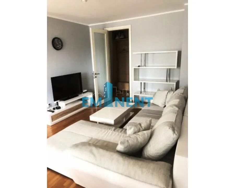 Rent, four bedroom apartment, 105m², Novi Beograd Blok 67, Novi Beograd Sve Podlokacije