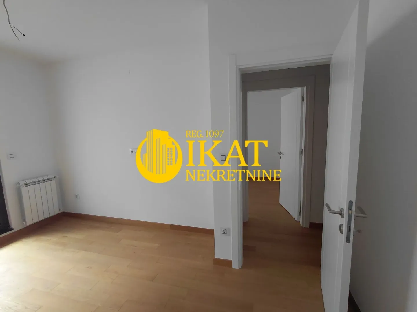 Sale, three bedroom apartment, 71m², Savski Venac, Beograd