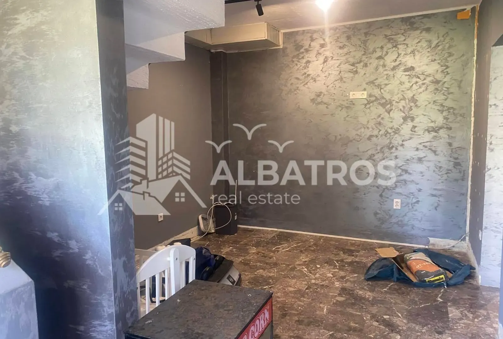 Rent, office space, 65m², Centar, Bar