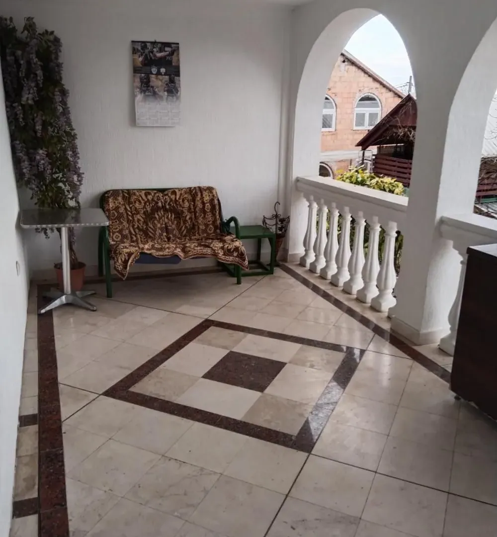 Prodaja, kuća, 214m², Zvezdarska Šuma, Zvezdara Sve Podlokacije