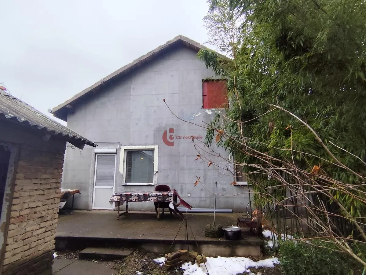 Prodaja, kuća, 117m², Zorka, Subotica