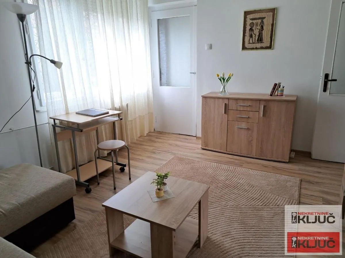 Prodaja, trosoban stan, 71m², Spens, Novi Sad Sve Podlokacije