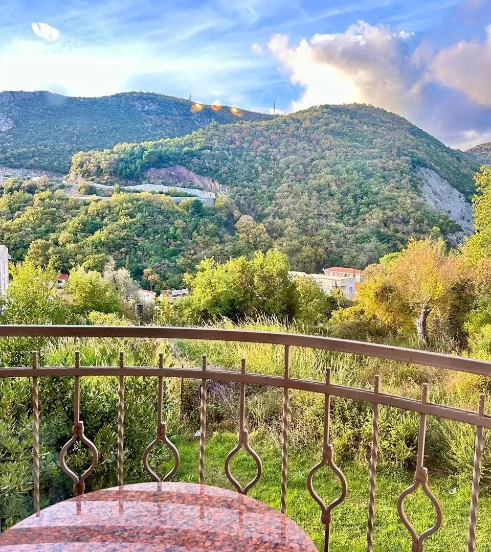 Prodaja, jednosoban stan, 63m², Bečići, Budva