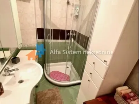 Izdavanje, trosoban stan, 65m², Zvezdara Sve Podlokacije, Beograd - image 15