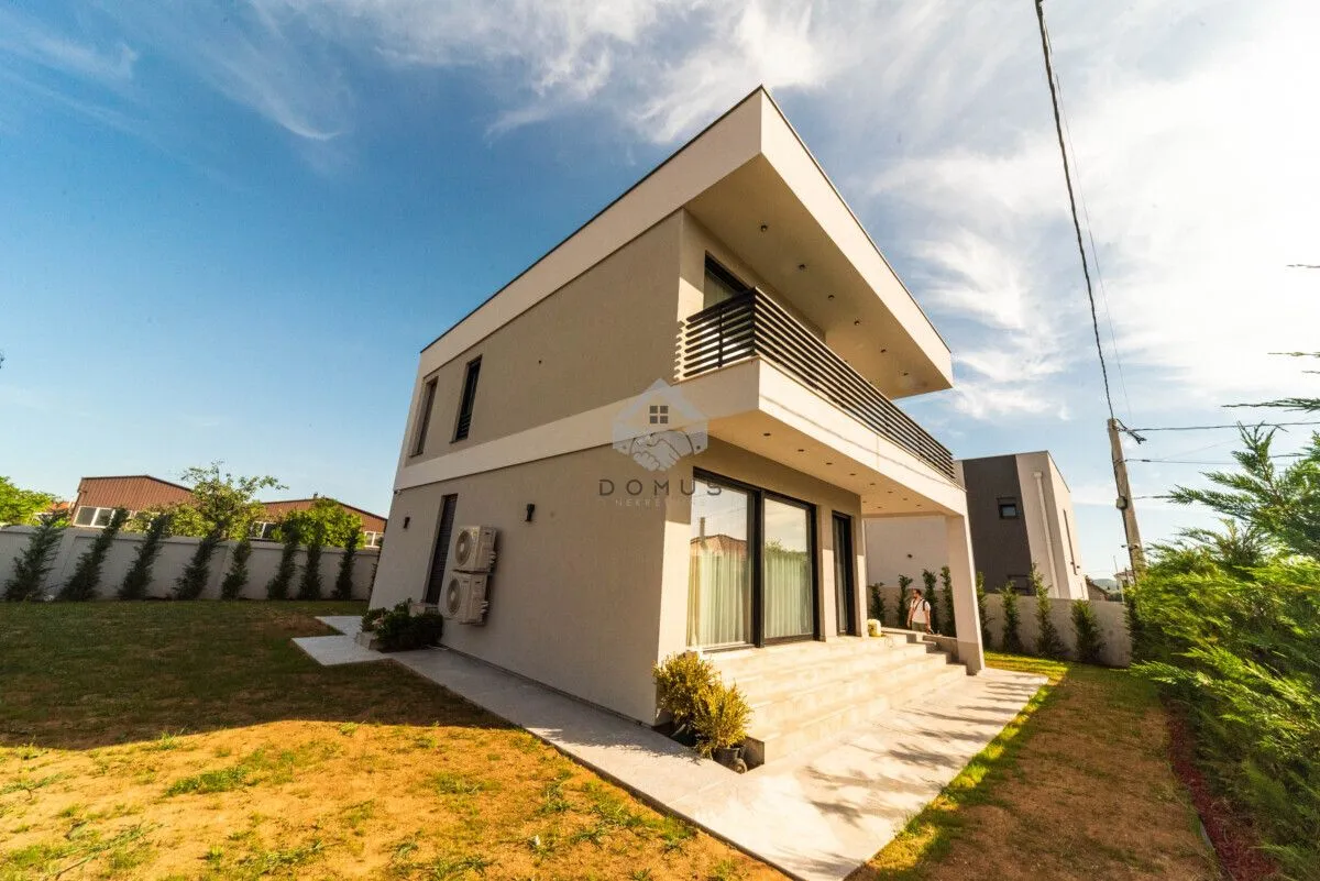 Rent, house, 225m², Gornja Gorica, Podgorica