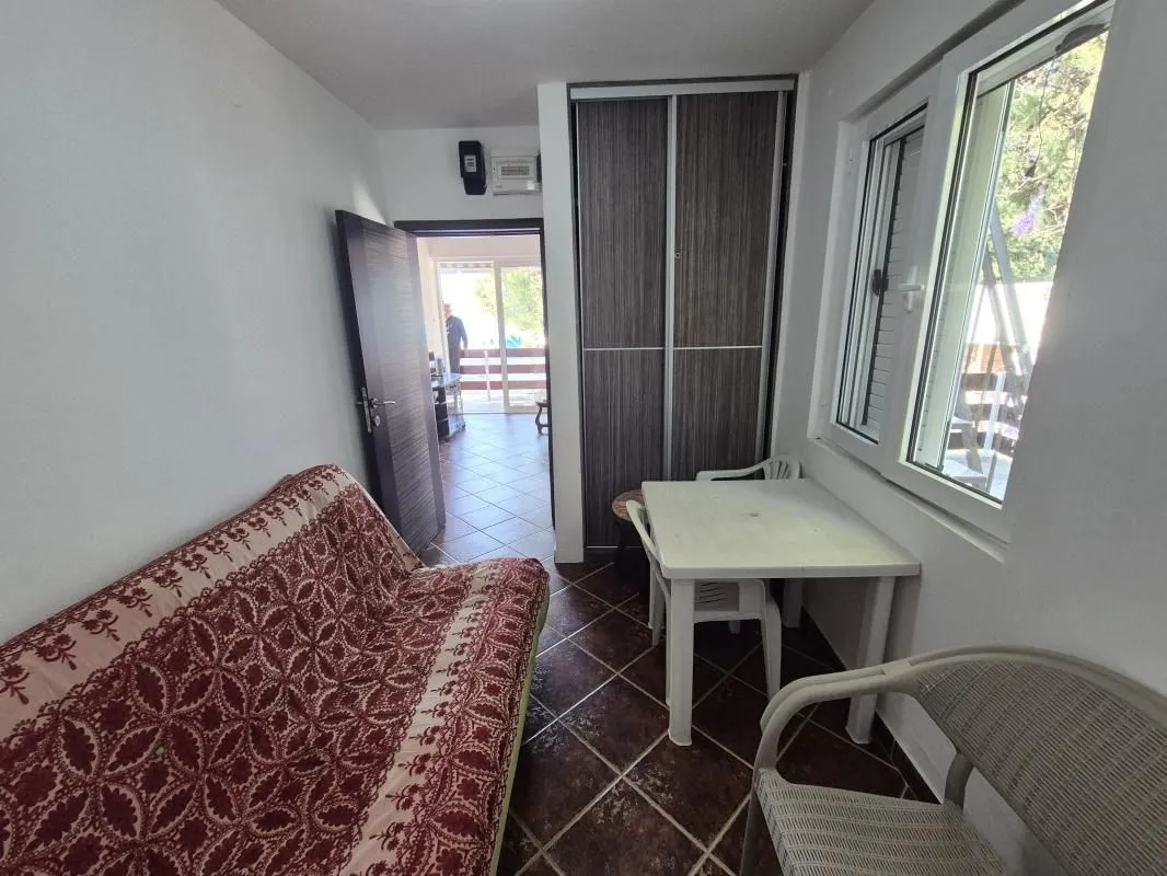 Sale, two bedroom apartment, 44m², Sutomore, Bar