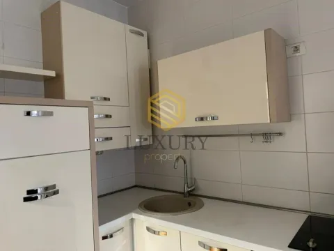 Izdavanje, garsonjera, 35m², City Kvart, Podgorica - image 9