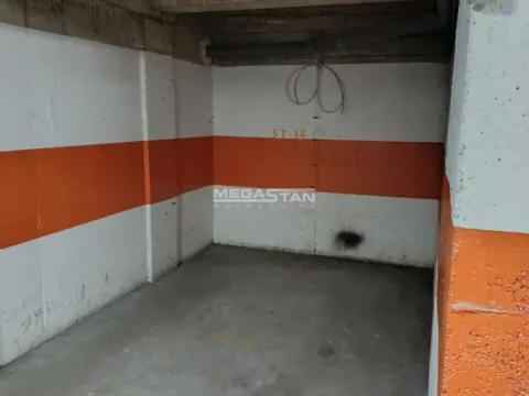 Izdavanje, parking/garaža, 11m², Lekino Brdo, Voždovac Sve Podlokacije - image 2