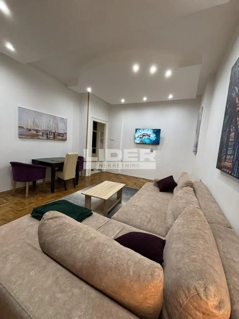 Rent, two bedroom apartment, 55m², Stari Grad, Beograd