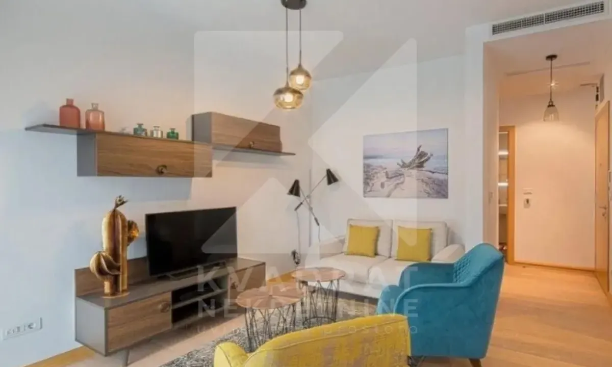 Prodaja, dvosoban stan, 77m², Centar, Budva