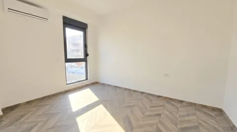Prodaja, jednosoban stan, 53m², Budva, Crna Gora - image 9