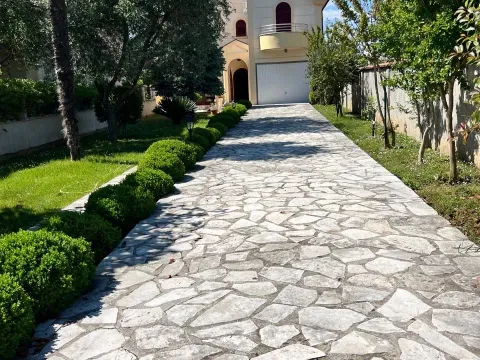 Rent, house, 200m², Donja Gorica, Podgorica - image 4