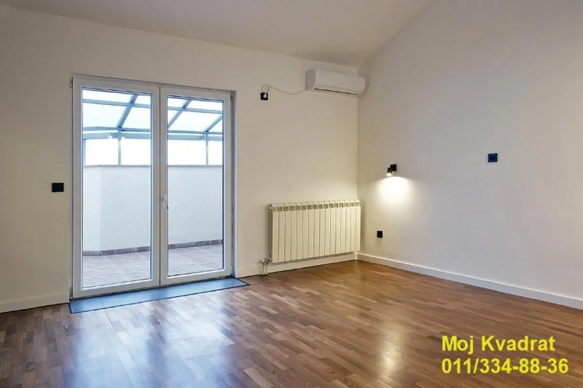 Prodaja, trosoban stan, 172m², Voždovac Sve Podlokacije, Beograd