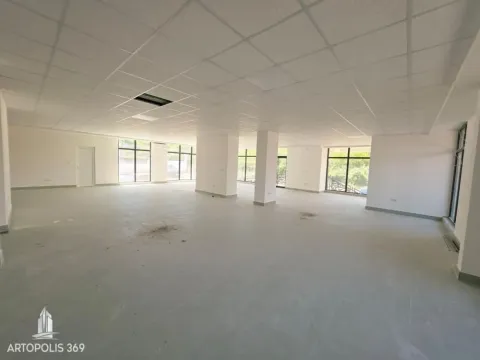 Rent, office space, 240m², Leštane, Grocka - image 9