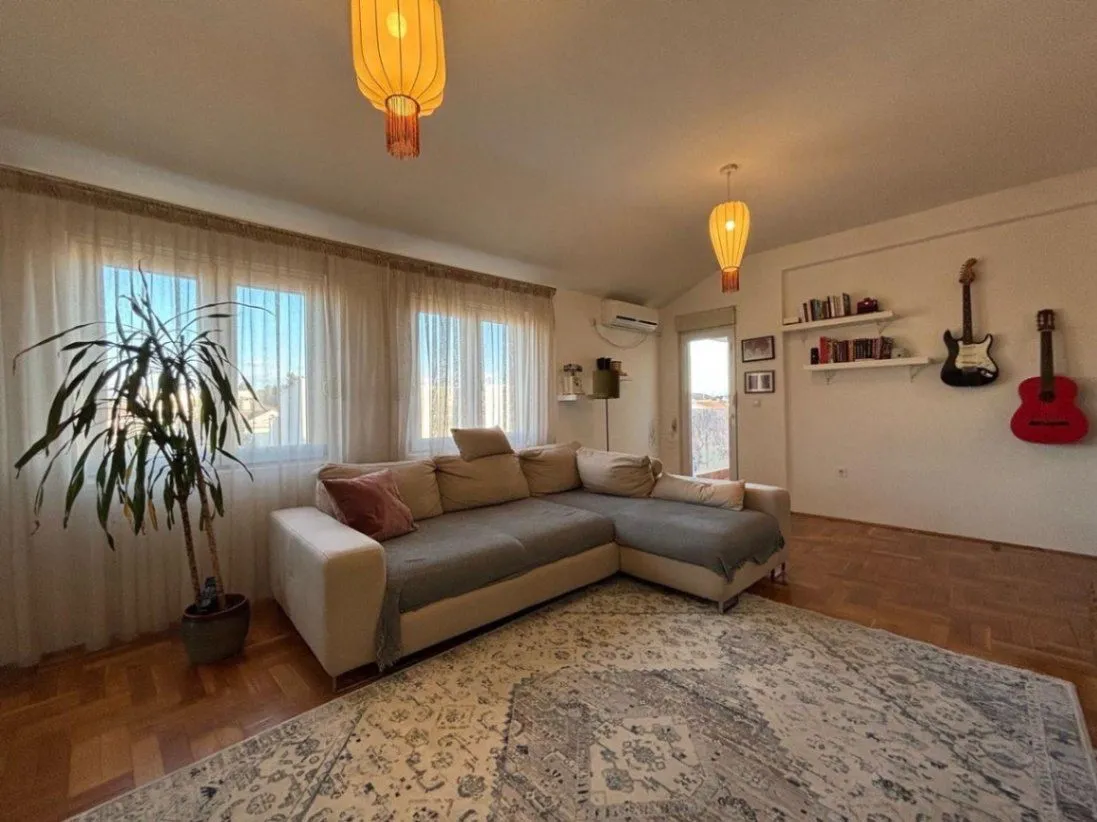 Prodaja, dvosoban stan, 61m², Tološi, Podgorica