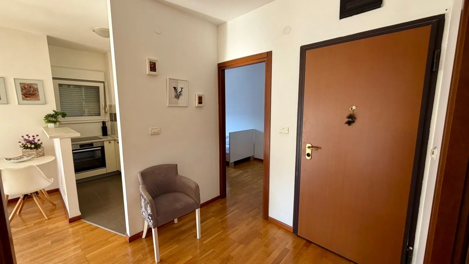 Rent, two bedroom apartment, 64m², City Kvart, Podgorica