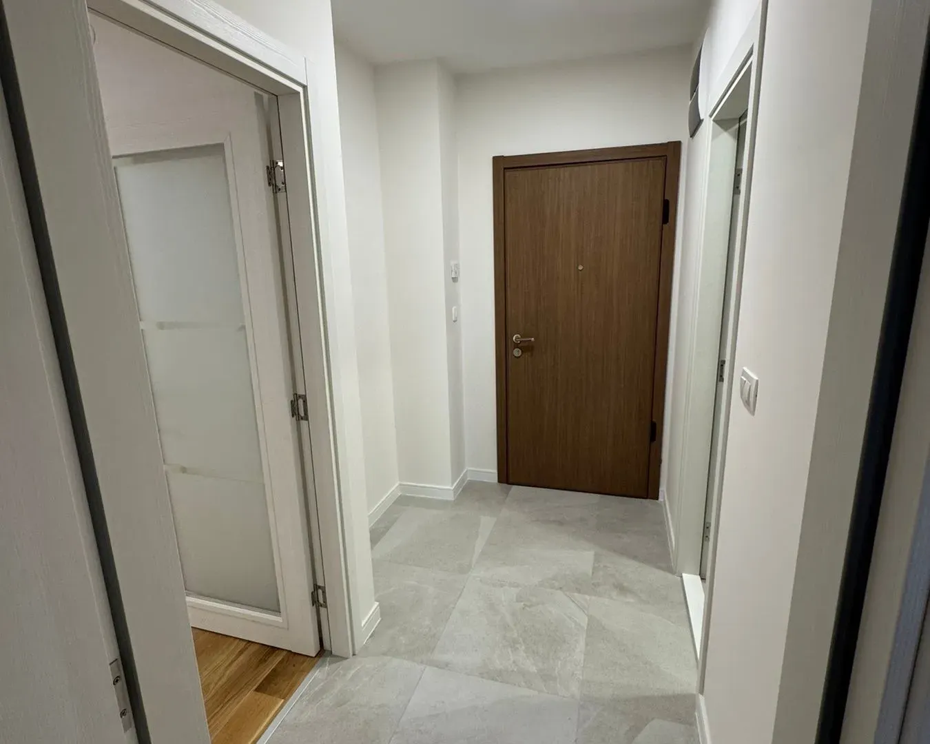 Rent, one bedroom apartment, 49m², Central Point, Podgorica