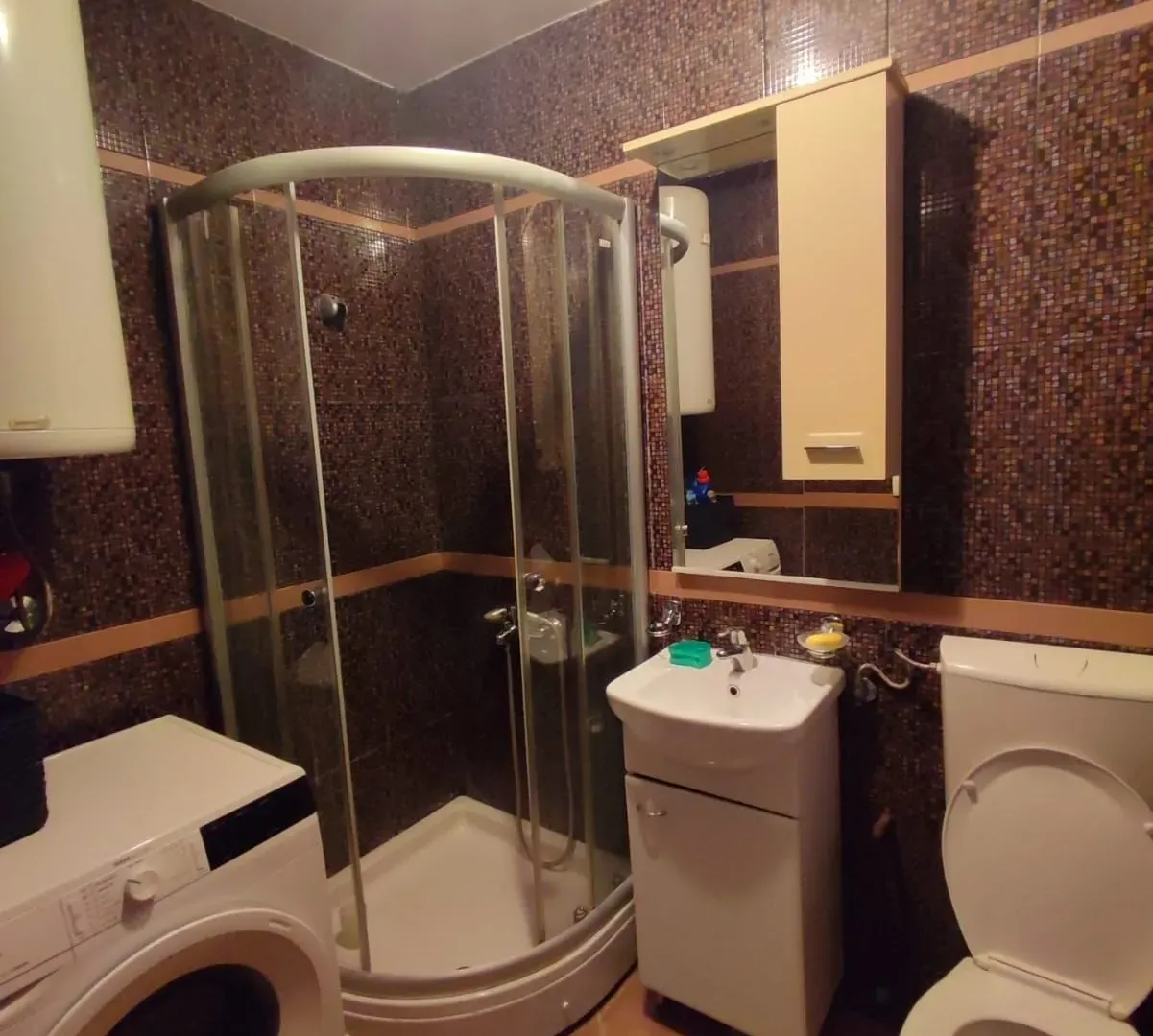 Rent, office space, 80m², Blok 5, Podgorica
