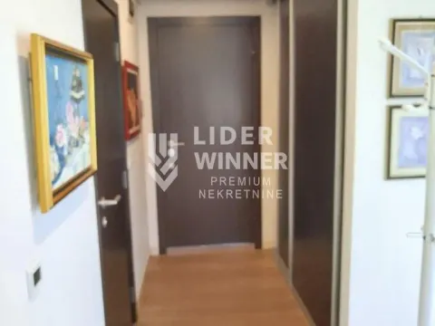 Izdavanje, jednosoban stan, 50m², Savski Venac, Beograd - image 4