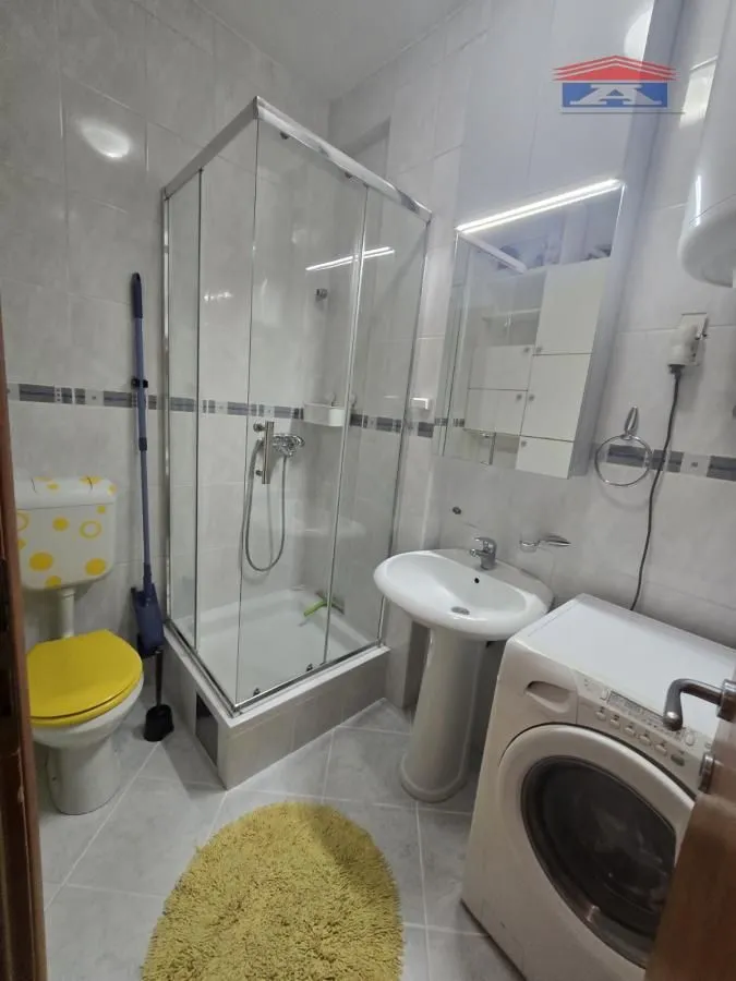 Izdavanje, jednosoban stan, 35m², Grbavica, Novi Sad Sve Podlokacije