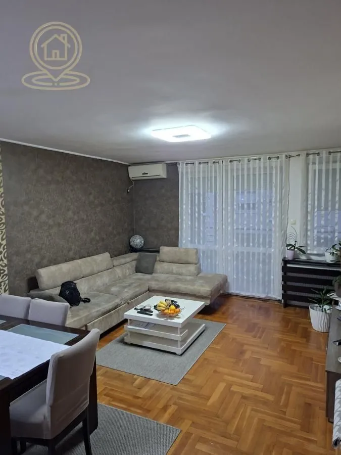 Prodaja, trosoban stan, 77m², Podbara, Novi Sad Sve Podlokacije