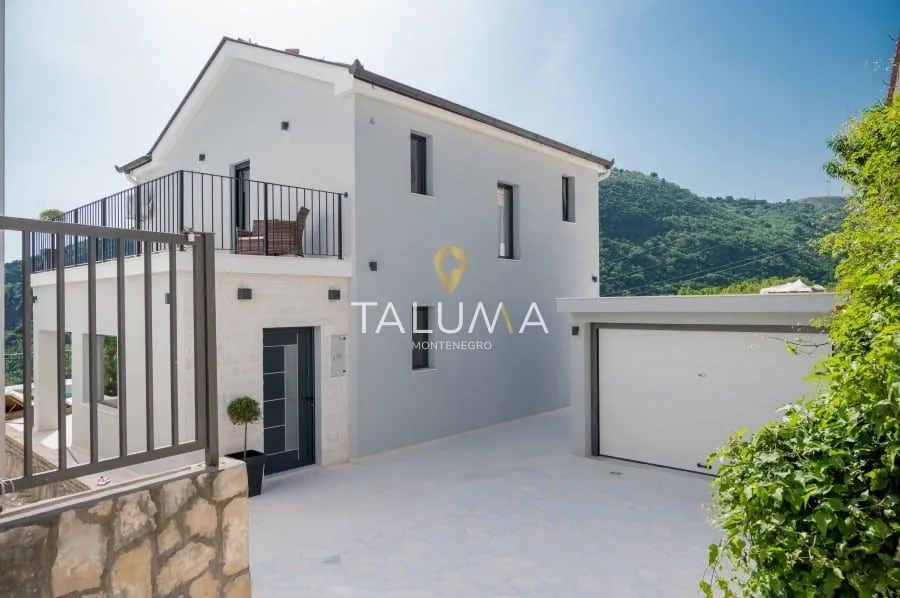 Sale, house, 160m², Ivanovići, Budva