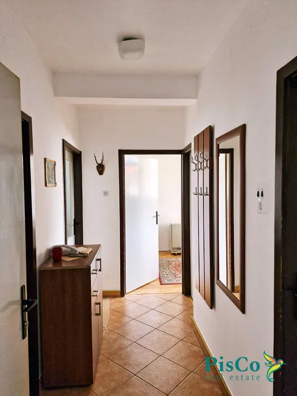 Sale, two bedroom apartment, 61m², Cetinje, Crna Gora