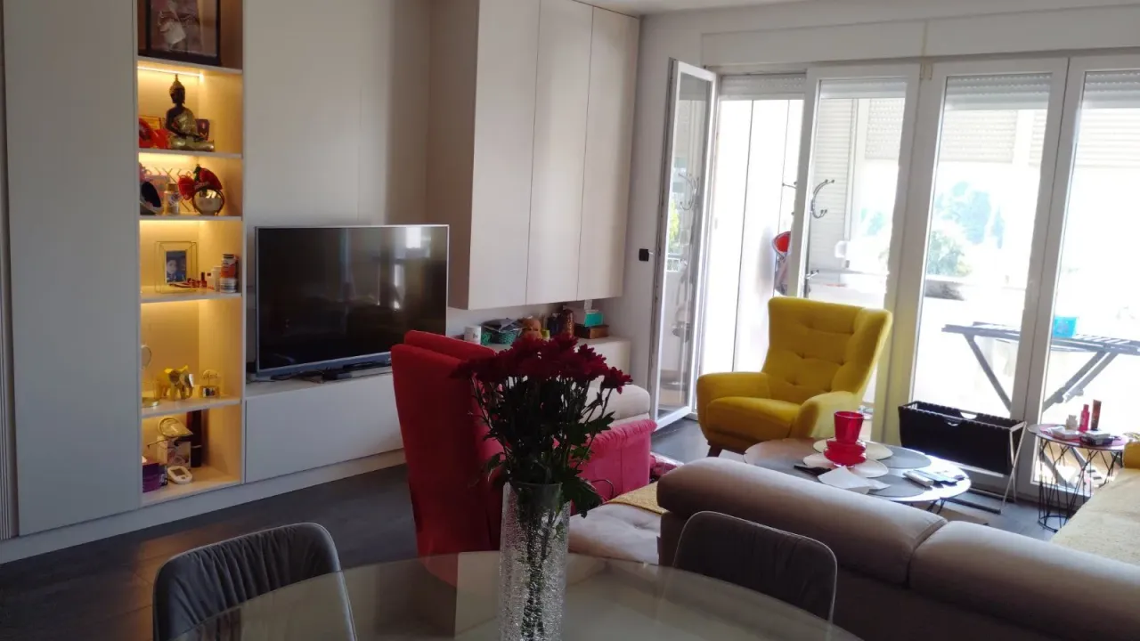 Sale, apartment, 74m², Bar, Crna Gora