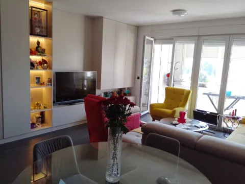 Sale, apartment, 74m², Bar, Crna Gora