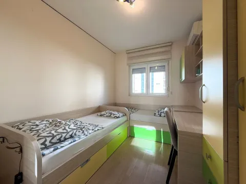 Sale, two bedroom apartment, 72m², City Kvart, Podgorica - image 13