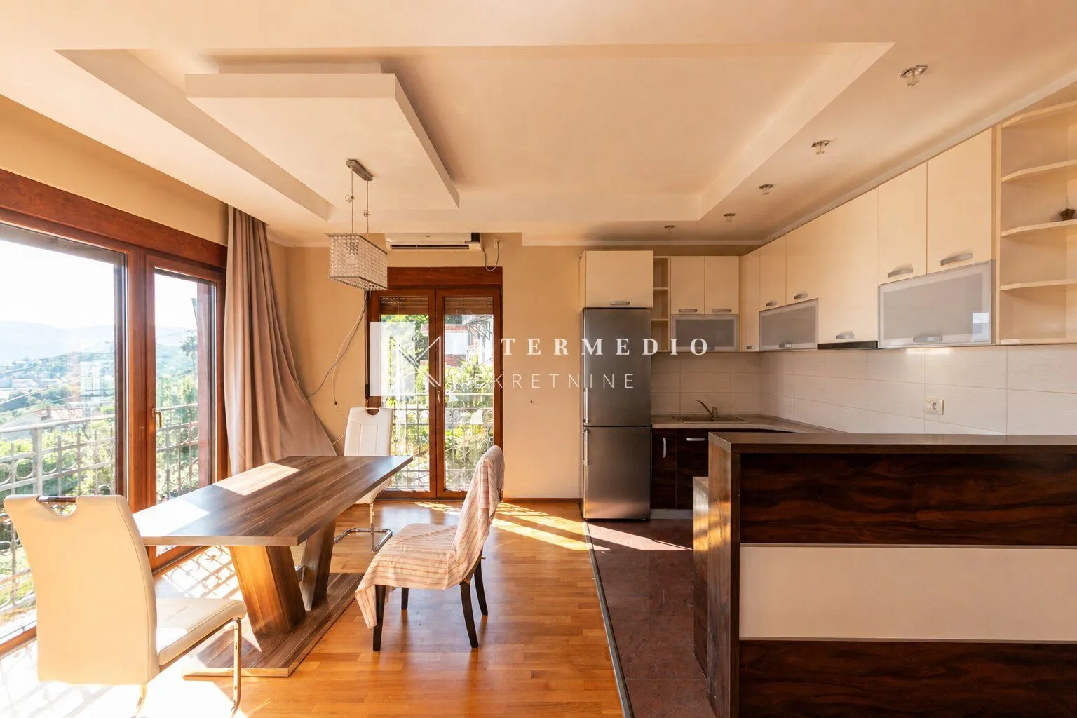Prodaja, kuća, 227m², Zelenika, Herceg Novi